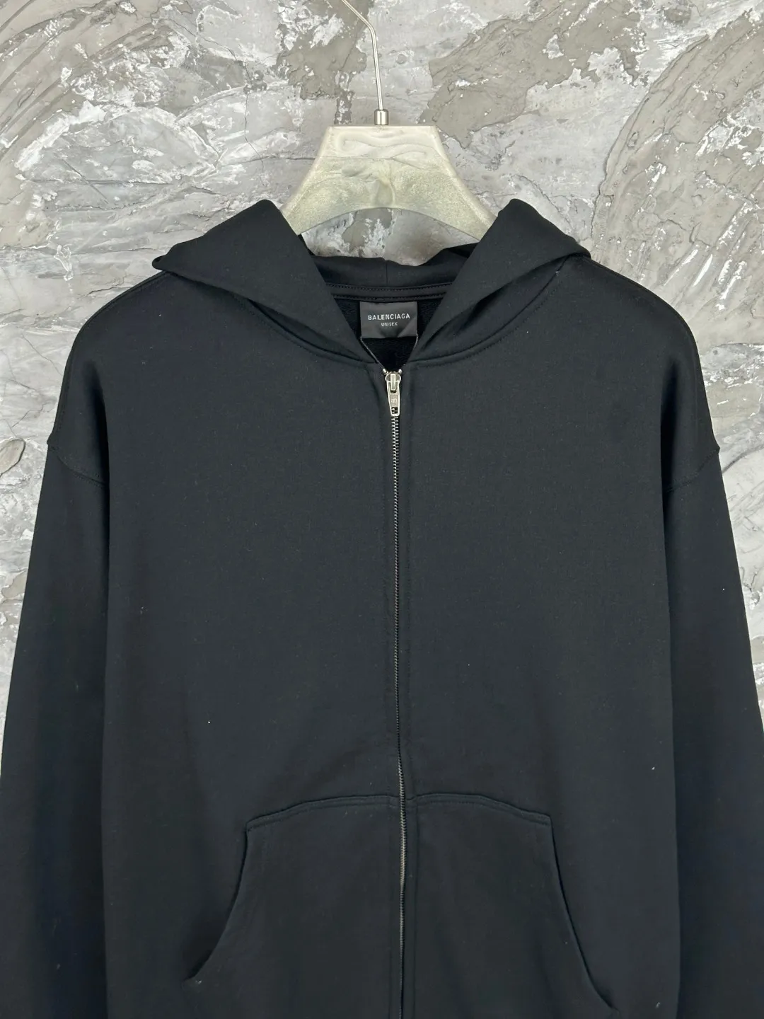 BALENCI*GA . . . . . 460g . Same Style -Color：Black -SIZE：Xs S M L 8983#